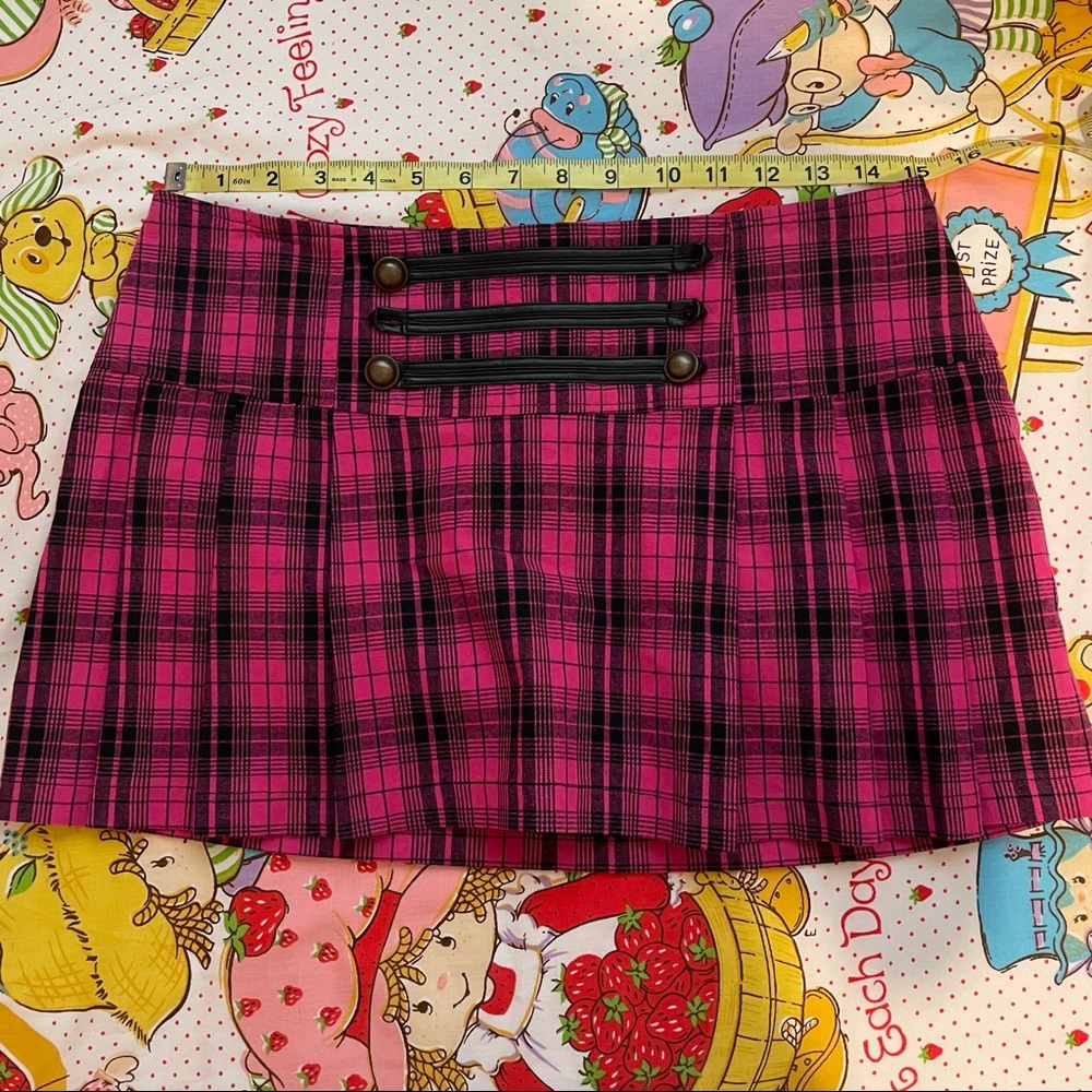 pink plaid skirt